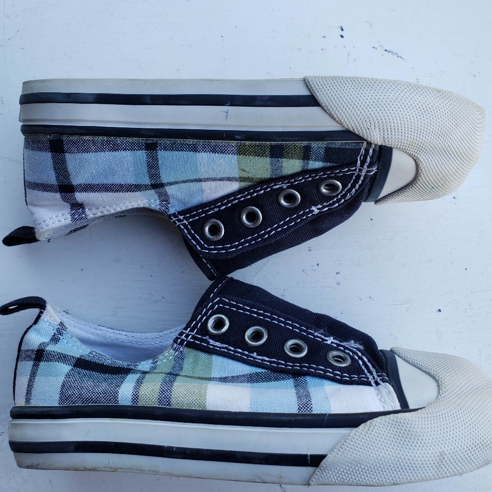 Slip ons Toddler Boys Size 8